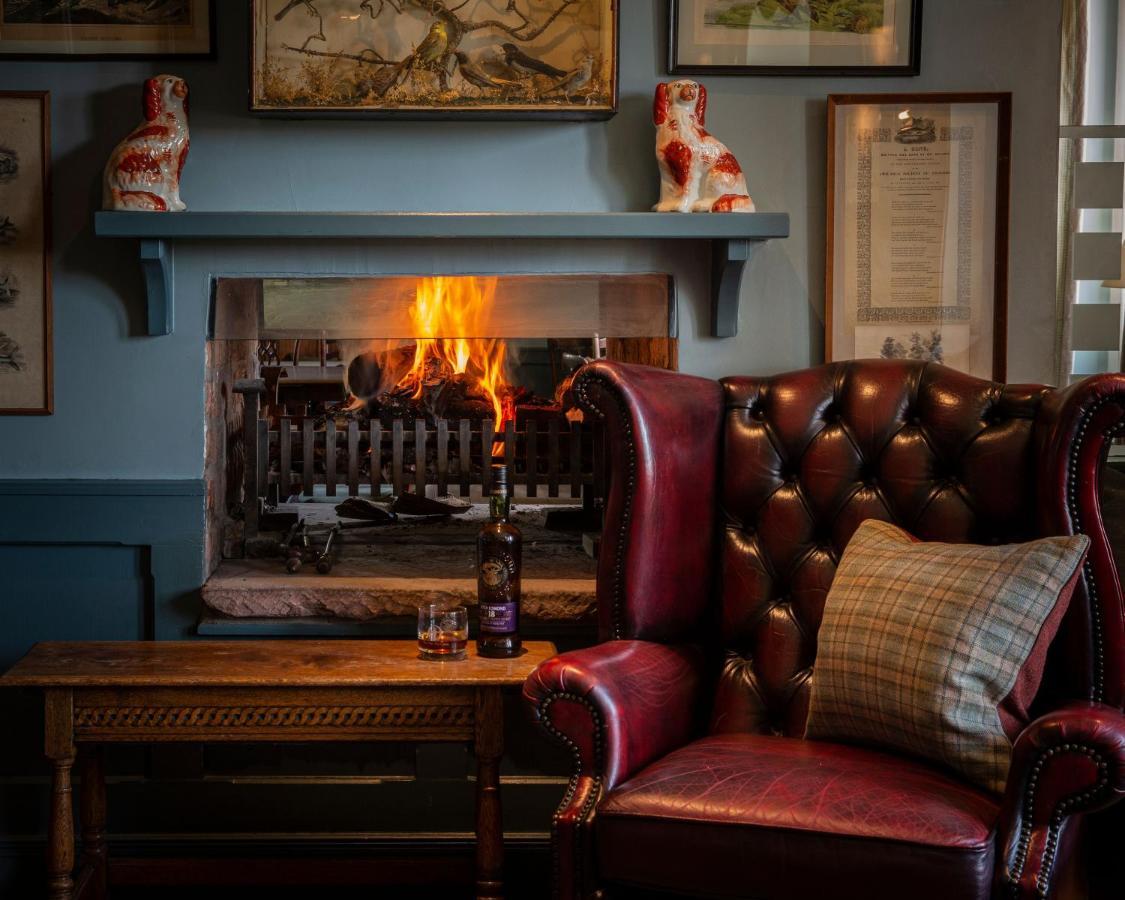 The Loch Lomond Arms Hotel 러스 외부 사진
