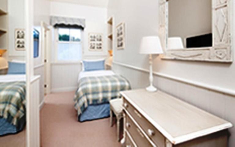 The Loch Lomond Arms Hotel 러스 외부 사진