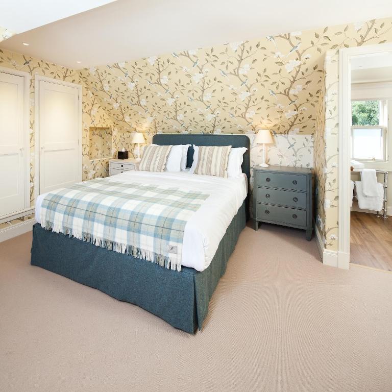 The Loch Lomond Arms Hotel 러스 외부 사진